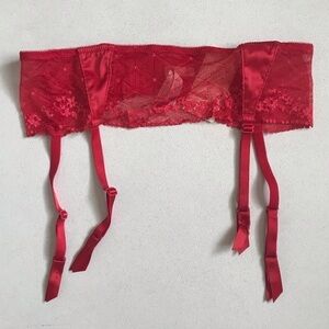 On Gossamer  Red Garter Belt, NWT Size S 🔴CLEARANCE🔴